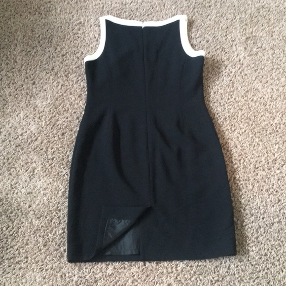 Ann Taylor petite dress - Picture 4 of 8